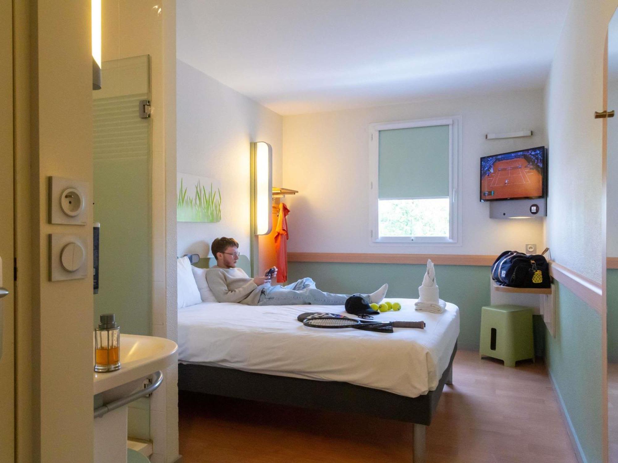 Hotel Ibis Budget En Velay