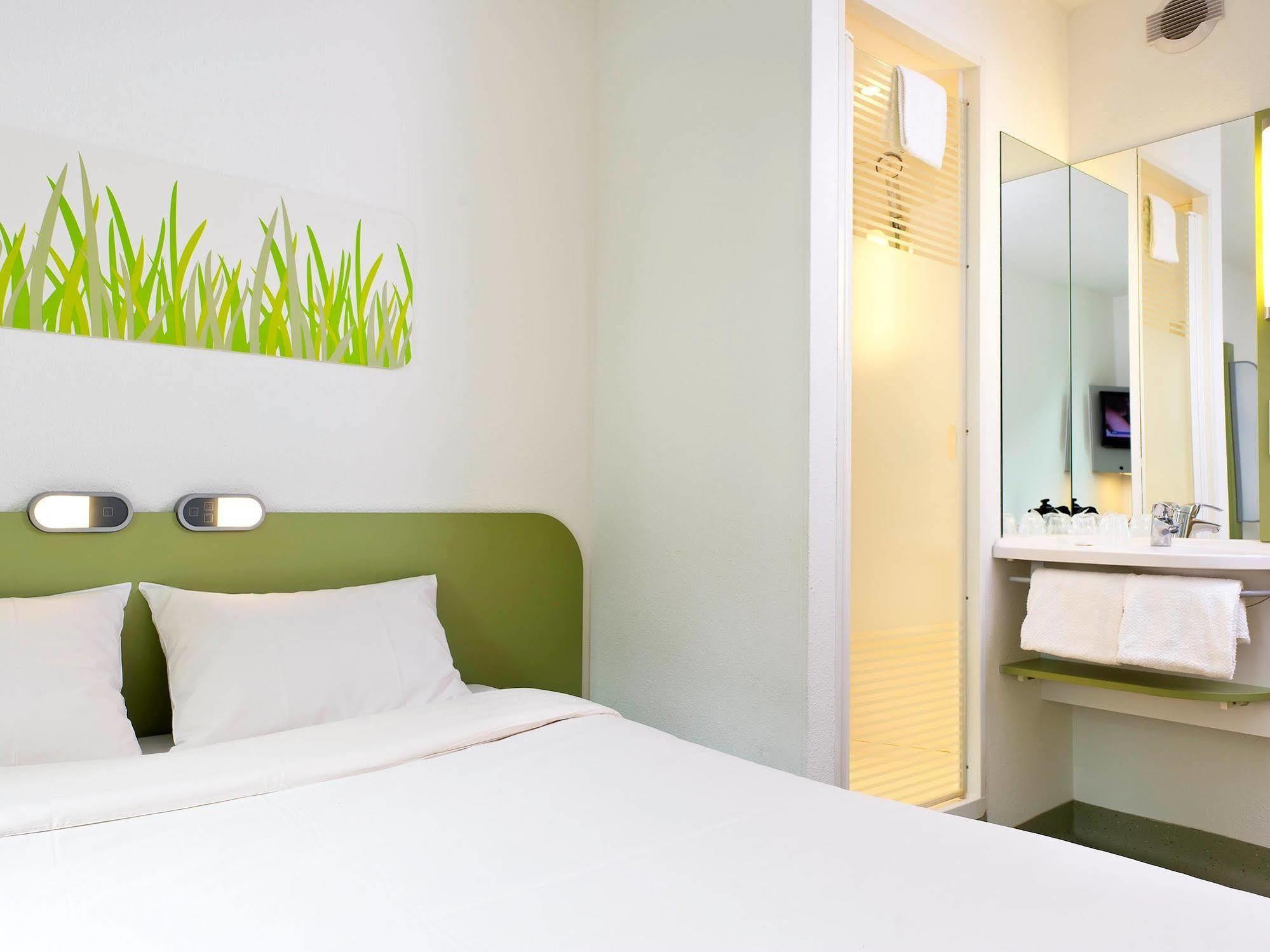 Hotel Ibis Budget En Velay Le Puy-en-Velay